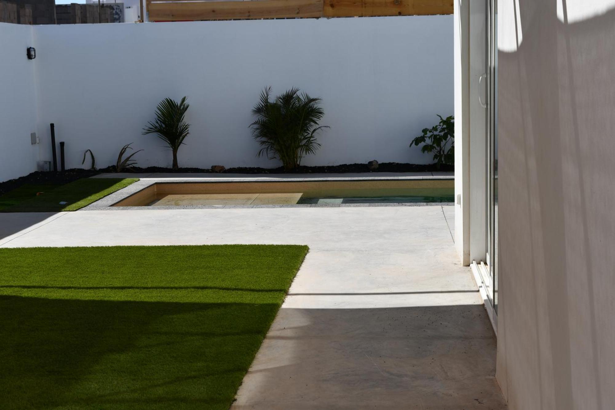 Surf House & Surf School Corralejo